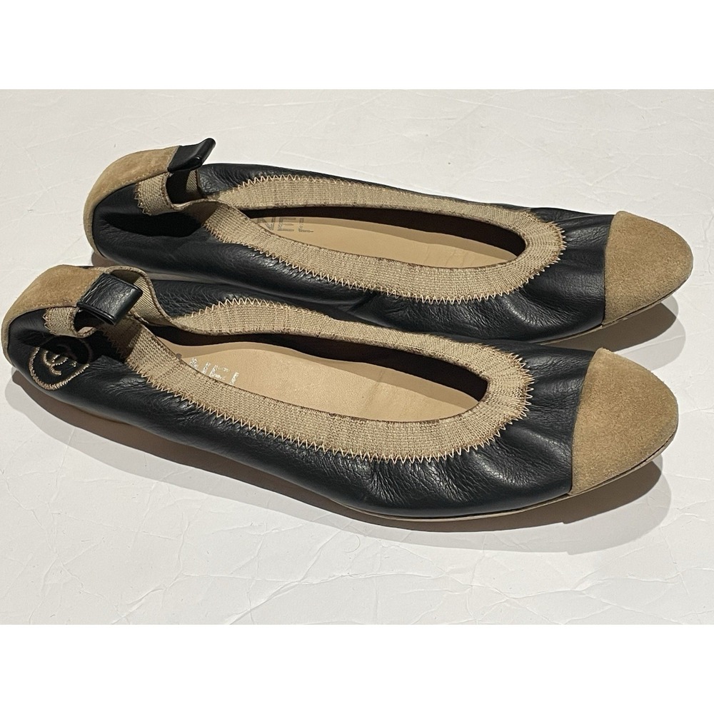 Authentic Vintage Iconic CHANEL CC Logo Ballerina Cap Toe Flats Slip-on Shoes 39